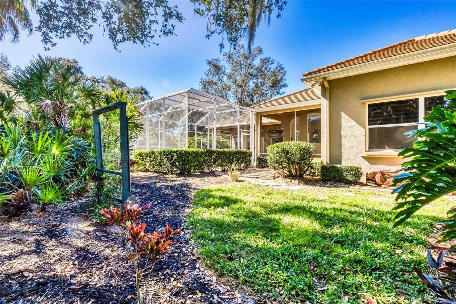 Image 40 of 76 For 7933 Wyndham Court