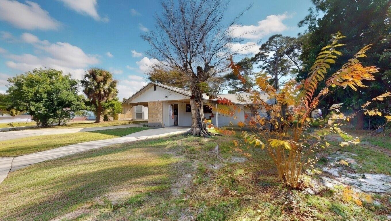 Image 12 of 19 For 312 60th Avenue Drive W