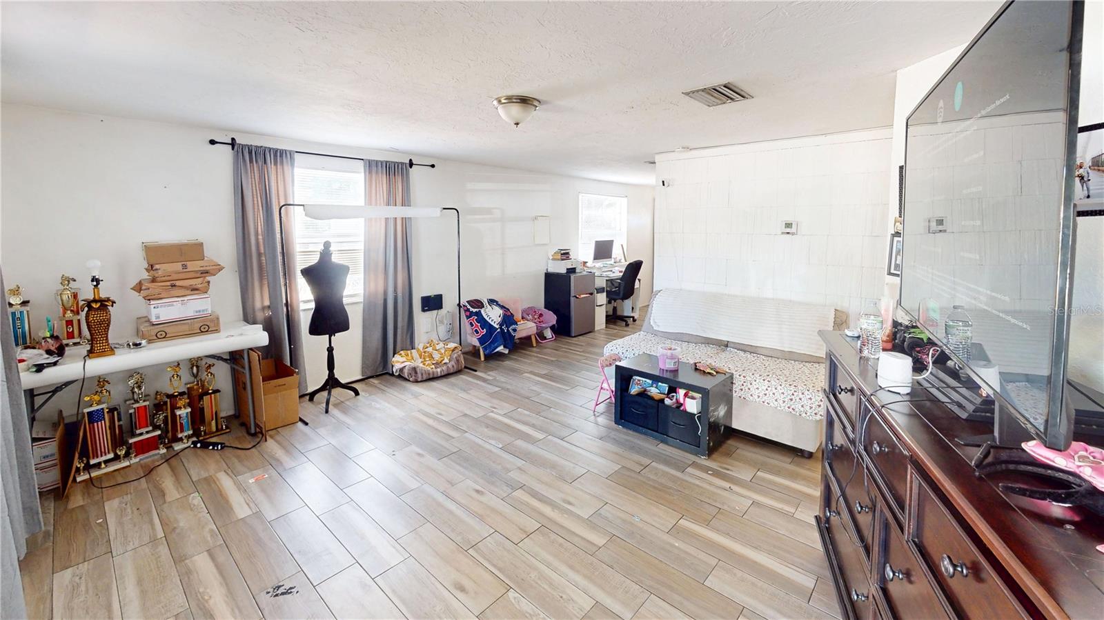 Image 4 of 19 For 312 60th Avenue Drive W