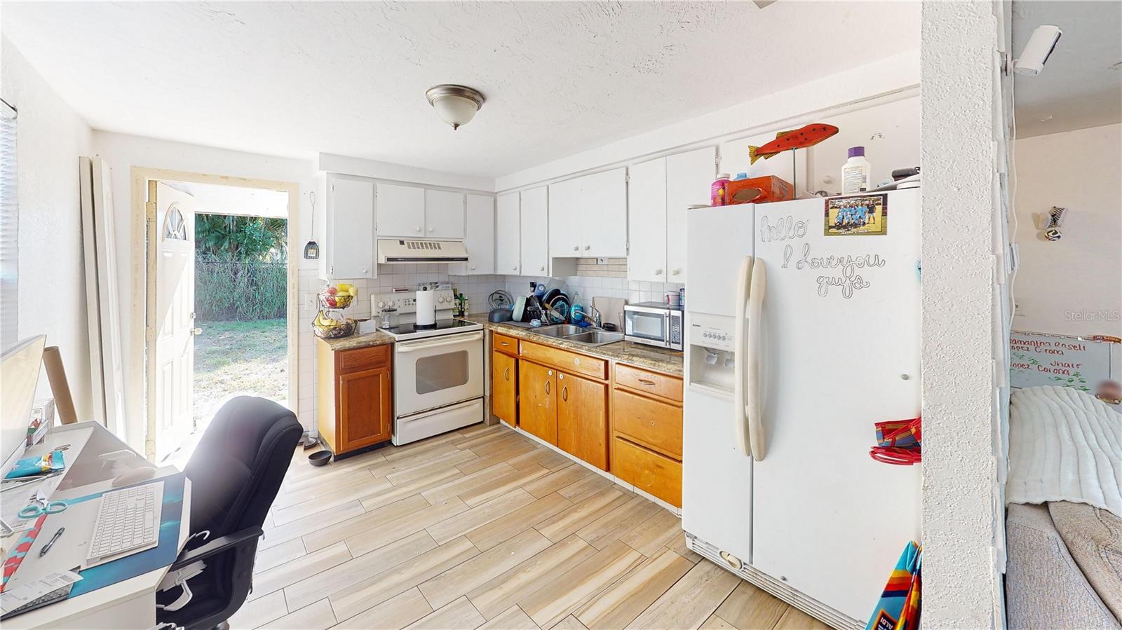 Image 9 of 19 For 312 60th Avenue Drive W