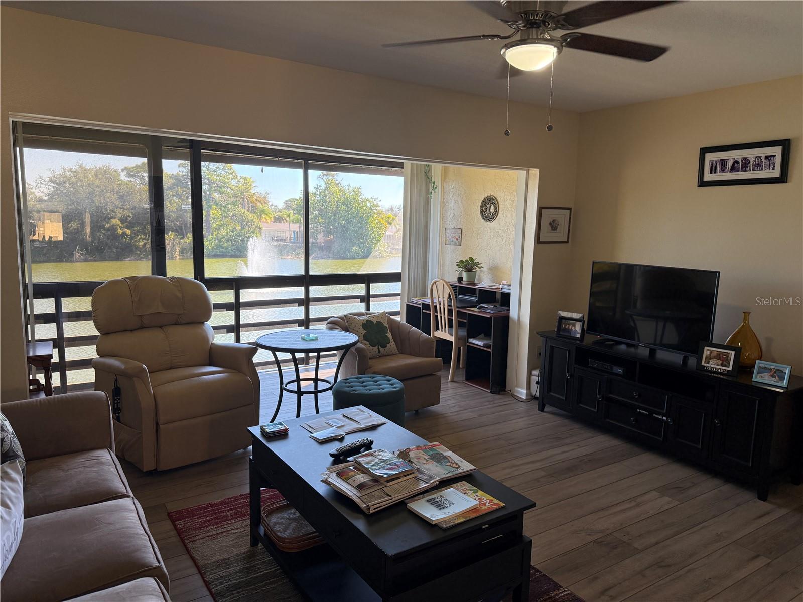 Image 13 of 42 For 5631 Ashton Lake Drive 7
