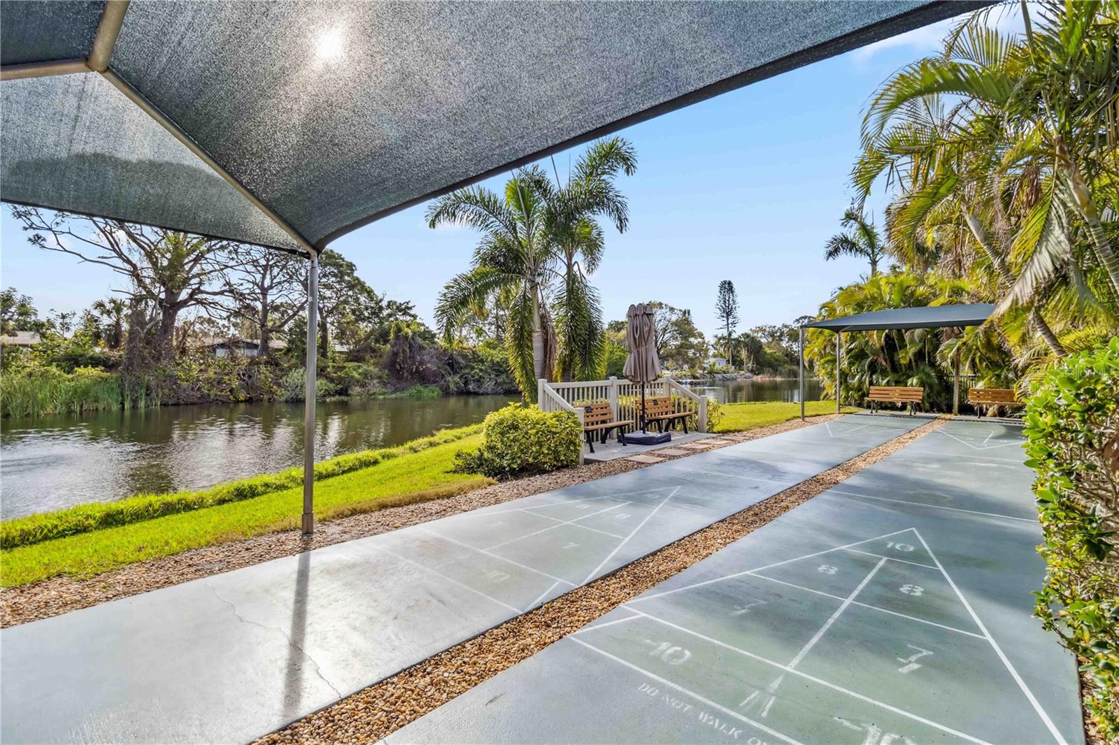 Image 34 of 42 For 5631 Ashton Lake Drive 7