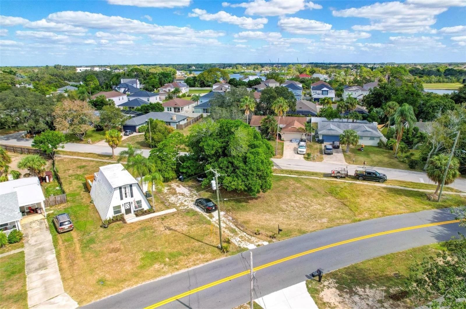 Image 22 of 23 For 900 Riverside Drive