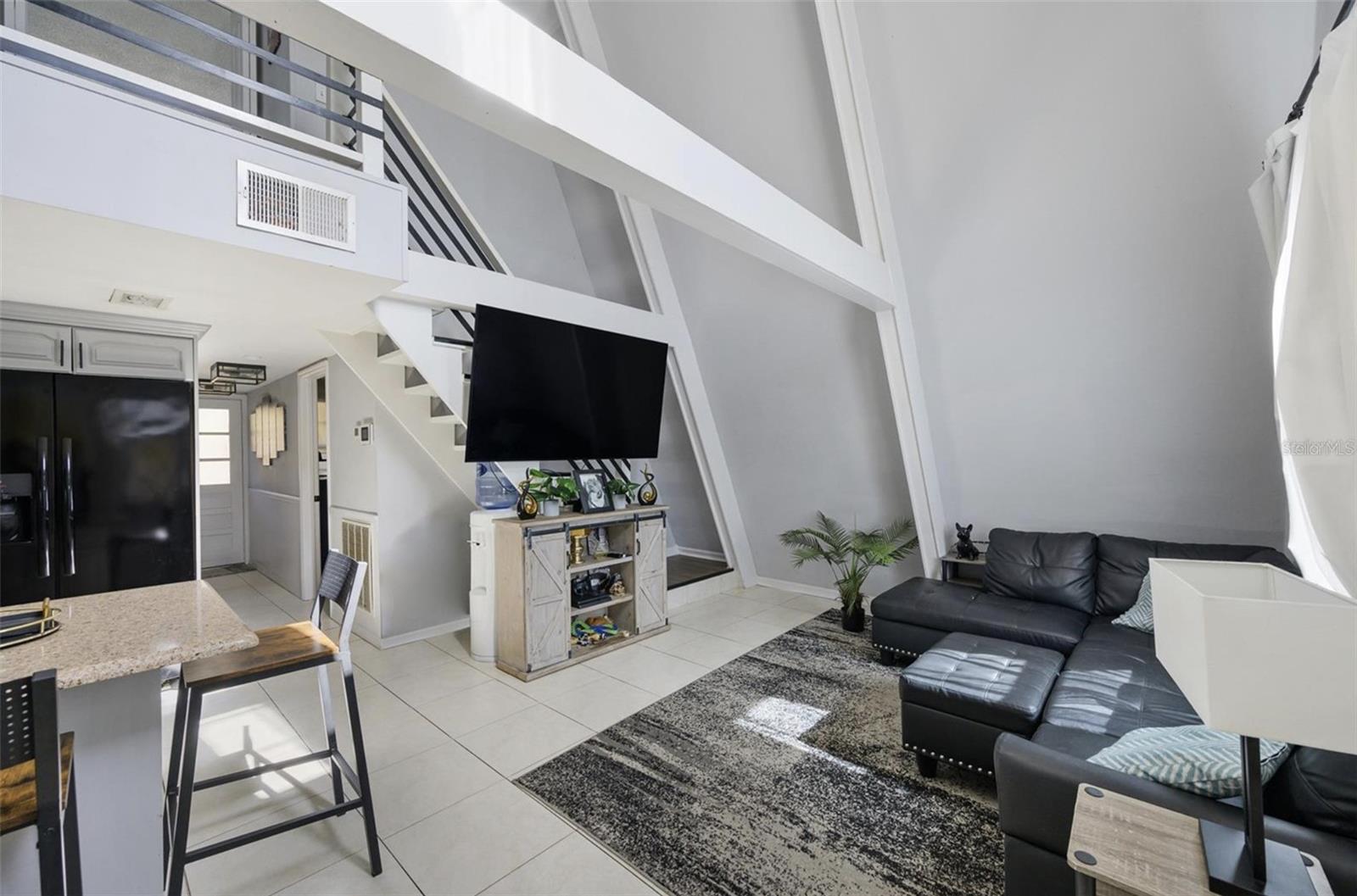 Image 3 of 23 For 900 Riverside Drive