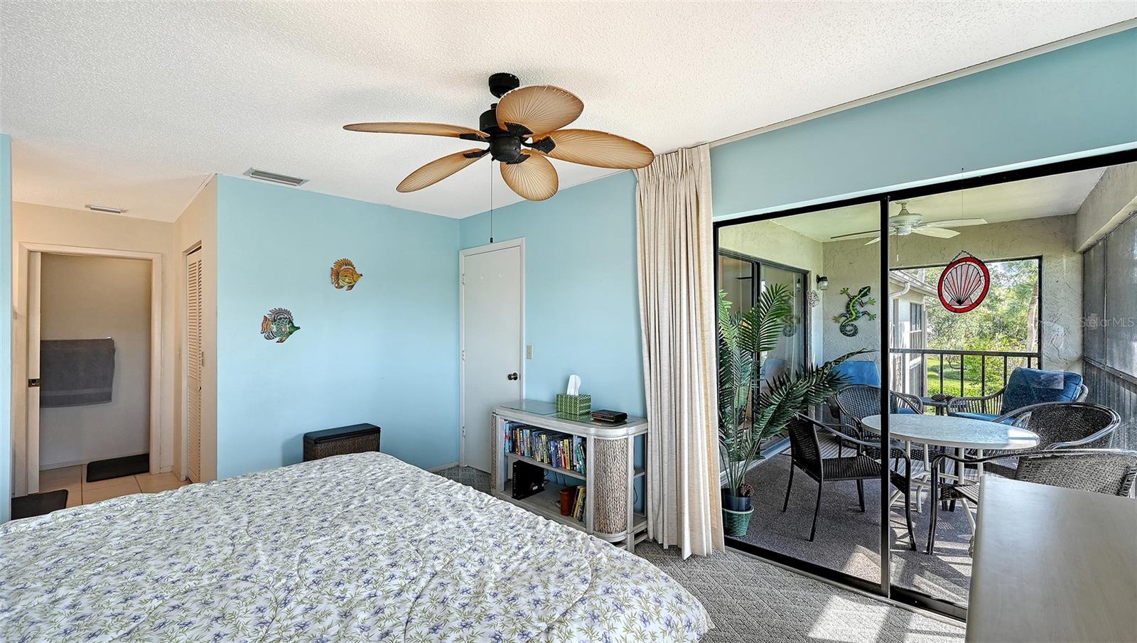 Image 19 of 51 For 2937 Taywood Meadows 32