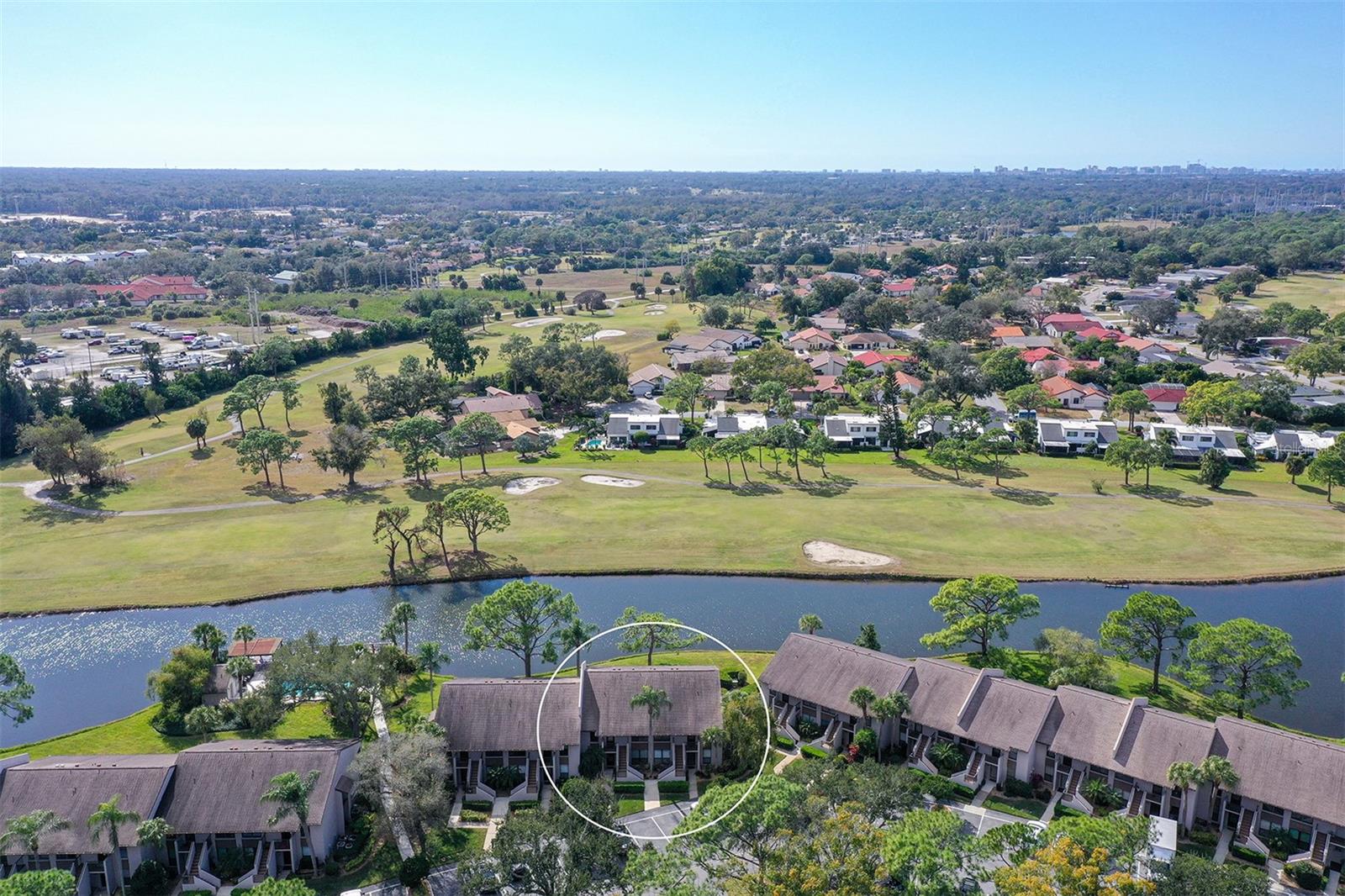 Image 46 of 51 For 2937 Taywood Meadows 32