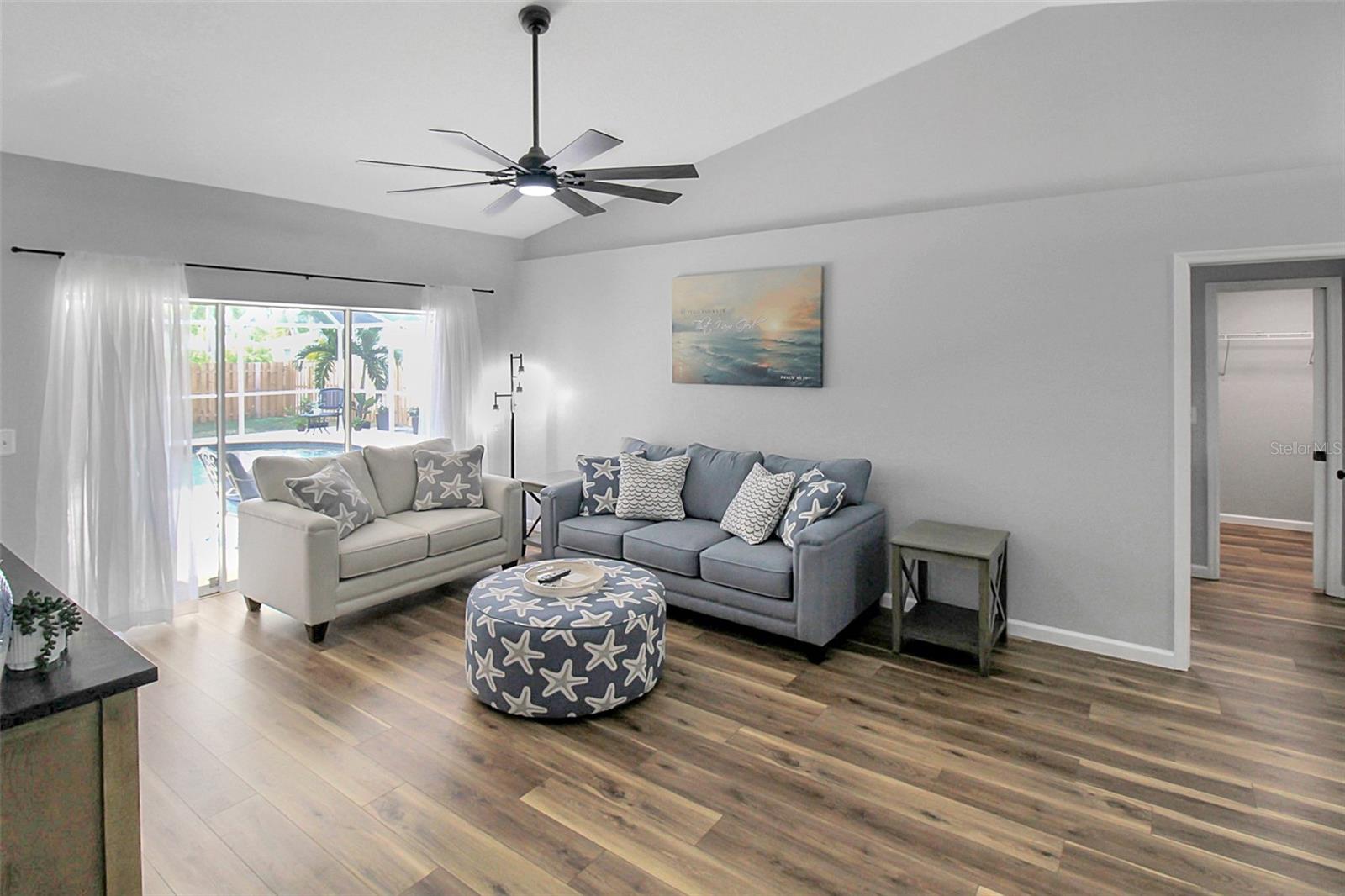 Image 21 of 57 For 5111 13th Avenue Drive W