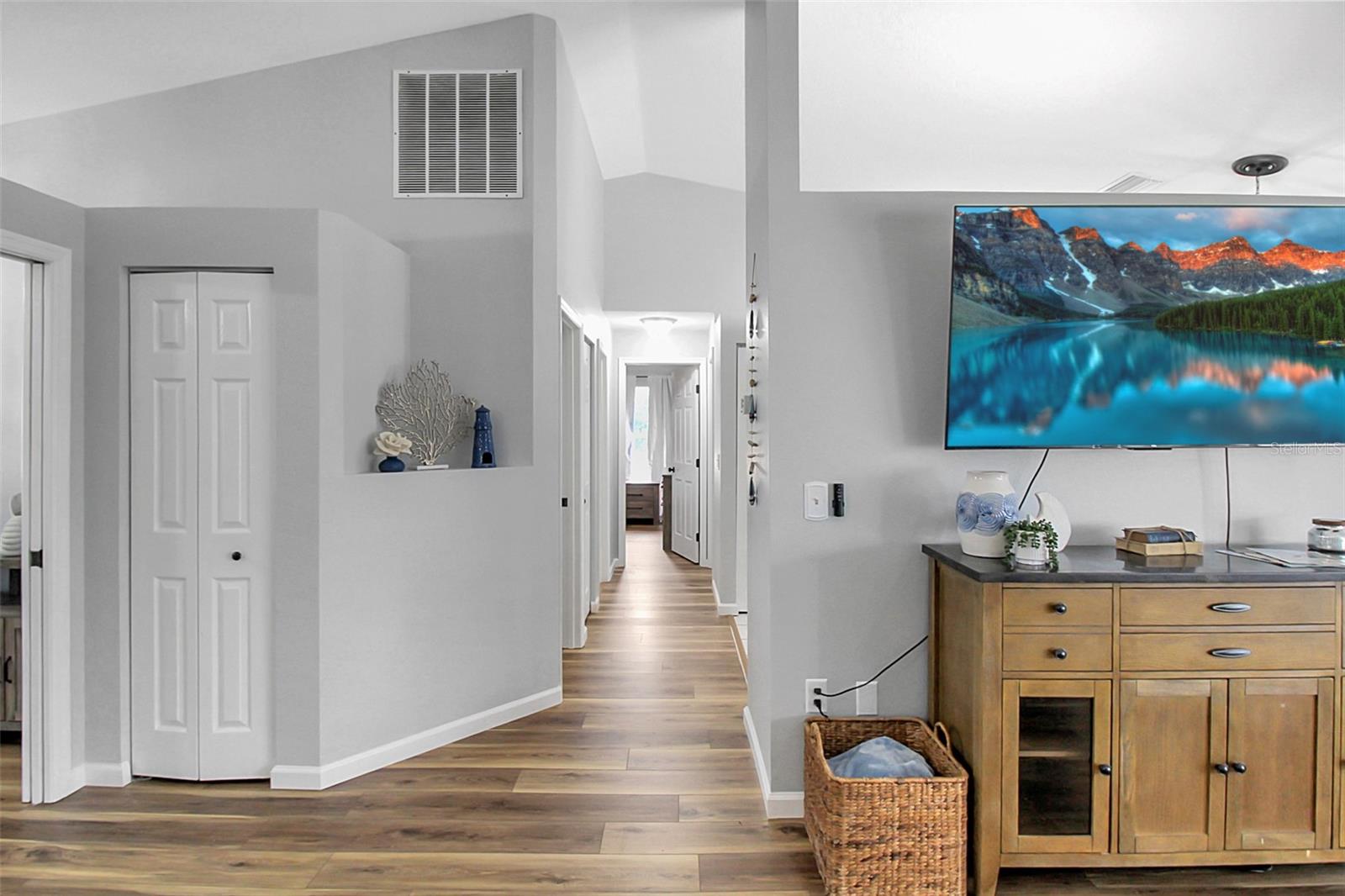 Image 27 of 57 For 5111 13th Avenue Drive W