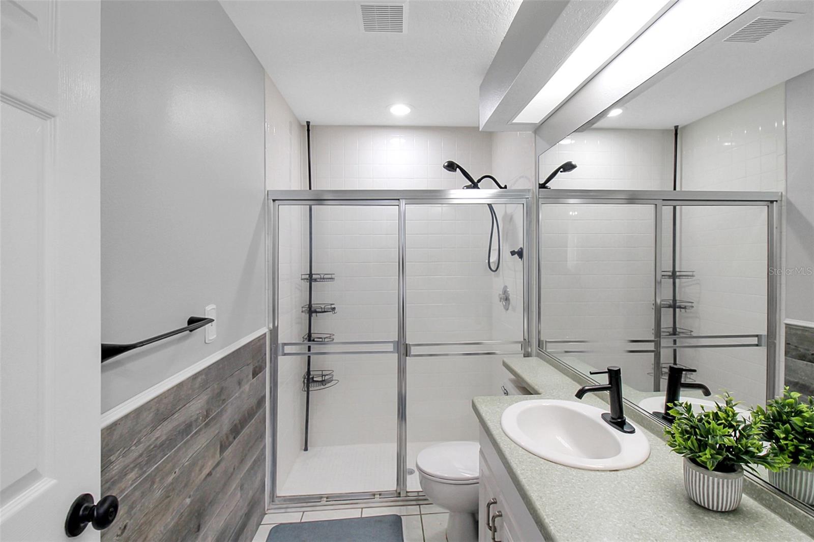 Image 40 of 57 For 5111 13th Avenue Drive W