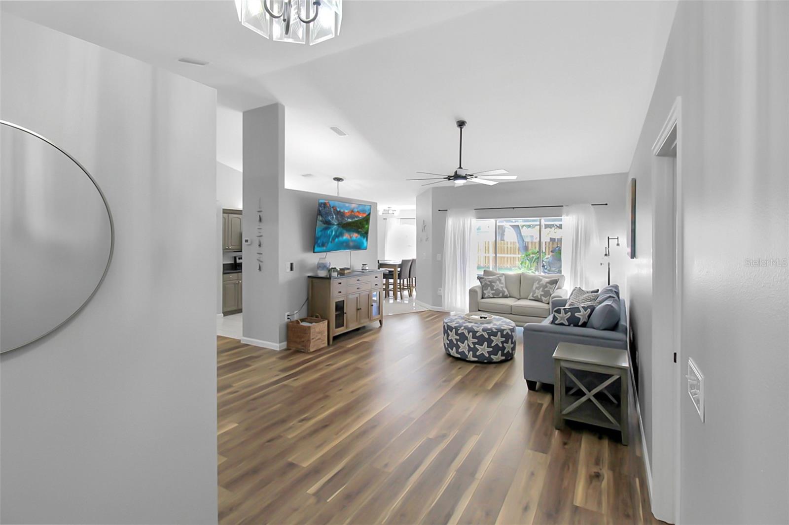 Image 6 of 57 For 5111 13th Avenue Drive W