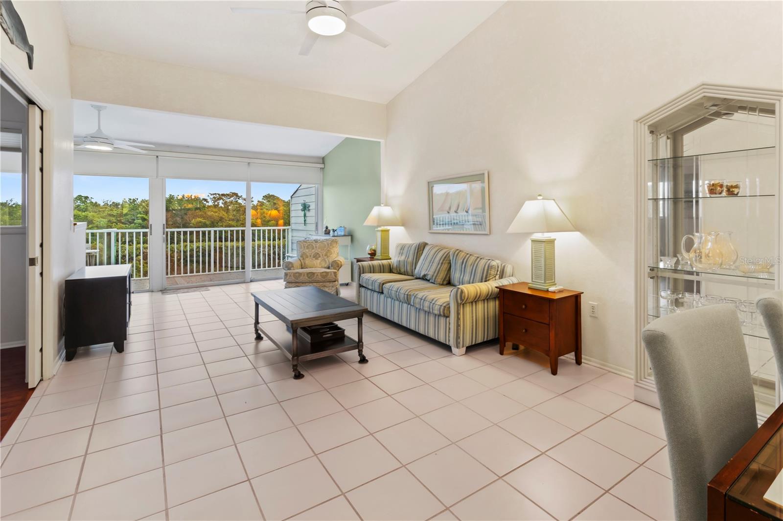 Image 29 of 65 For 801 Waterside Lane