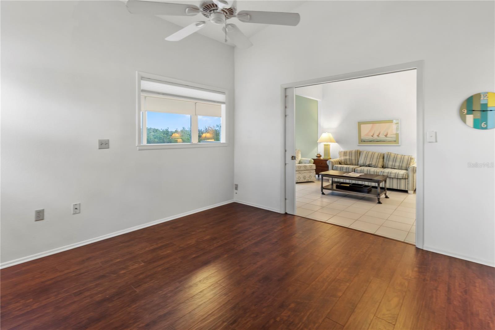 Image 38 of 65 For 801 Waterside Lane