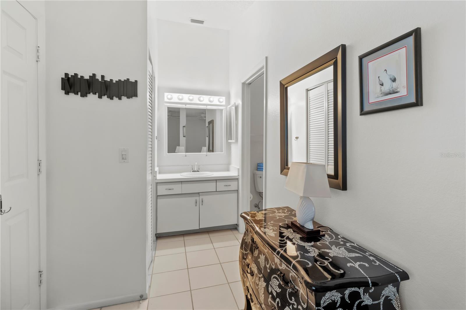 Image 47 of 65 For 801 Waterside Lane