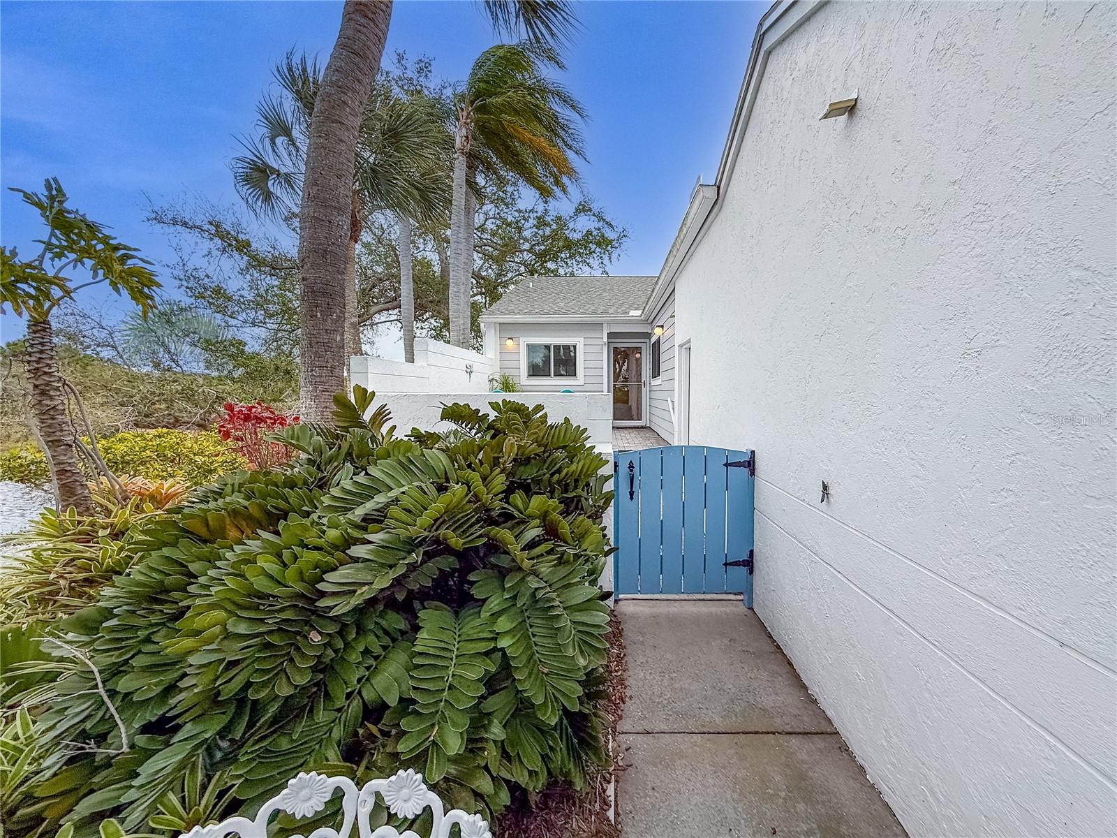 Image 5 of 65 For 801 Waterside Lane