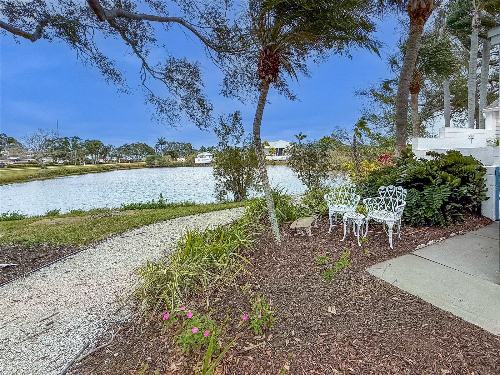 Image 6 of 65 For 801 Waterside Lane