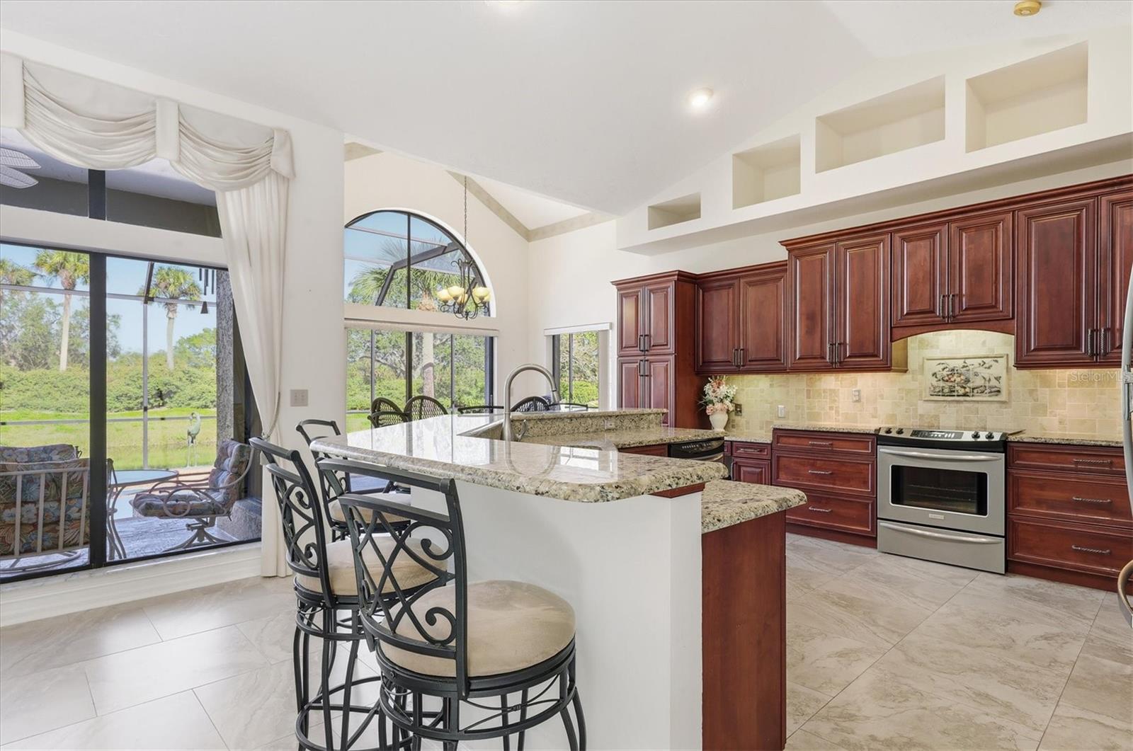 Image 17 of 75 For 4221 Escondito Circle