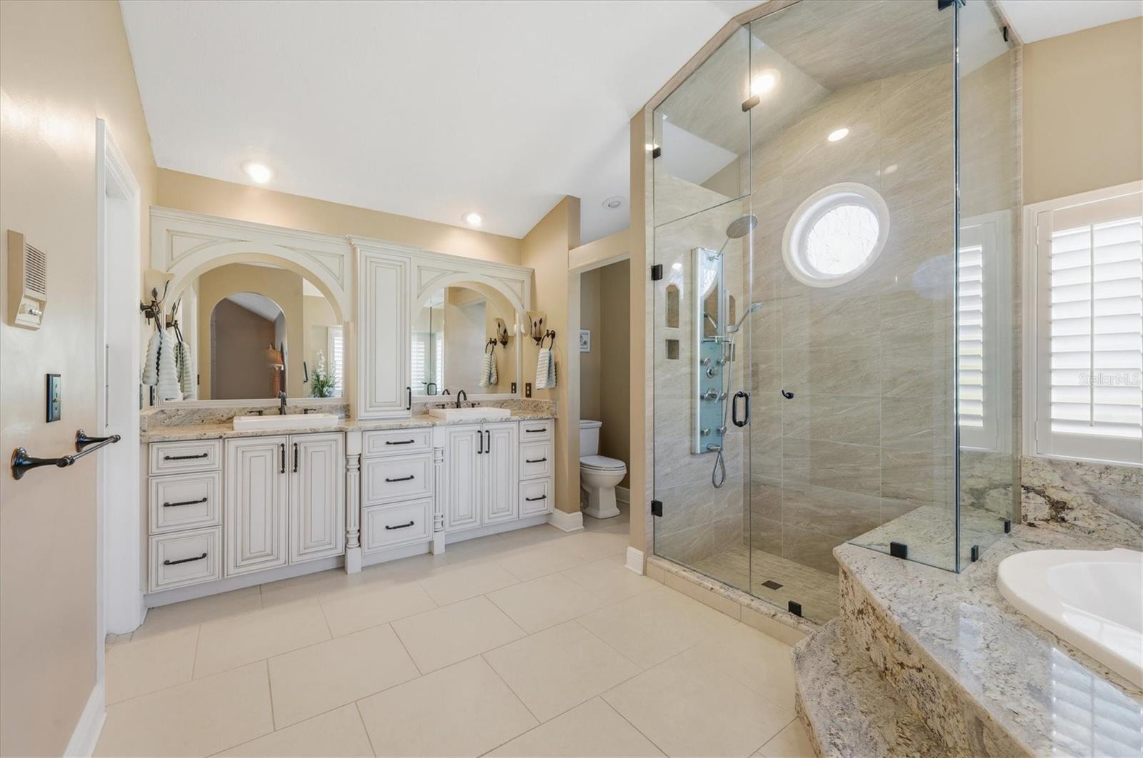 Image 24 of 75 For 4221 Escondito Circle