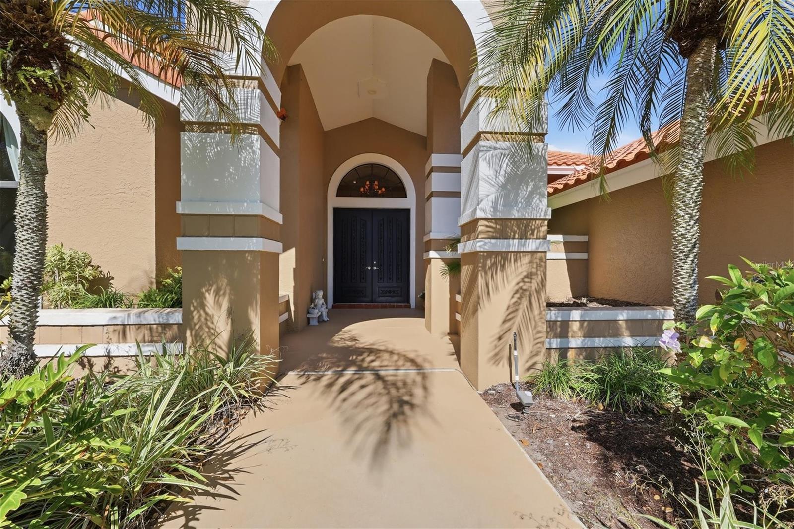 Image 5 of 75 For 4221 Escondito Circle