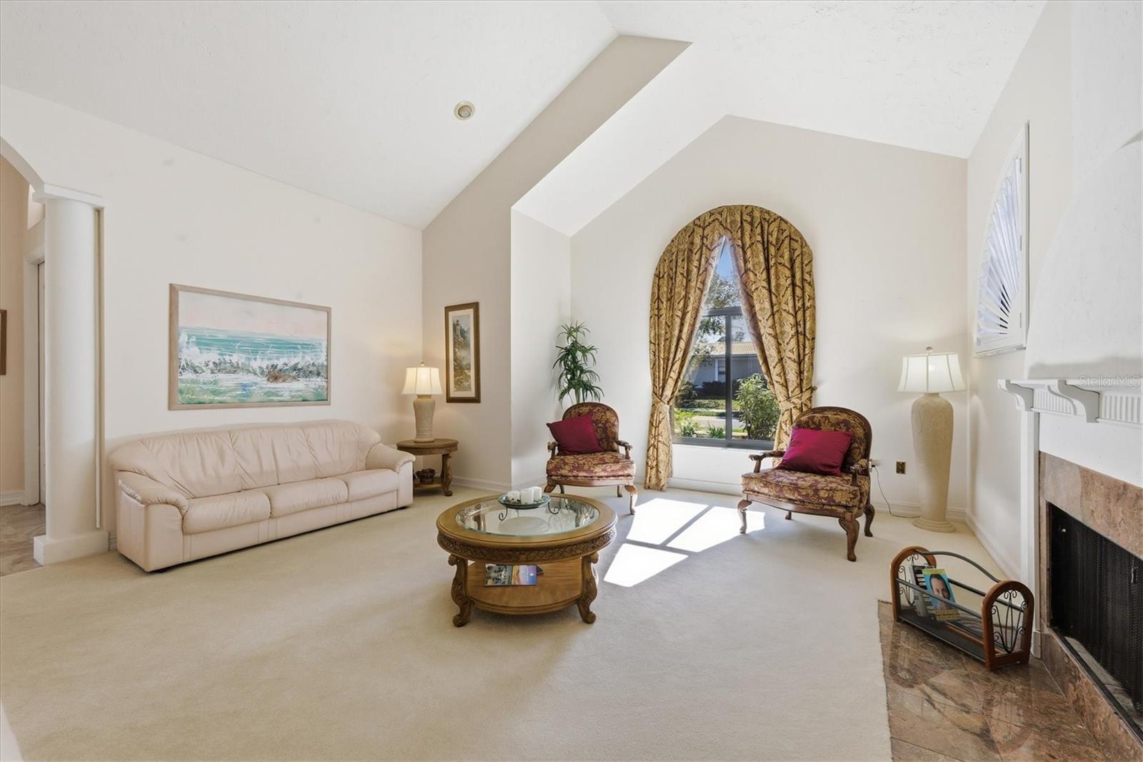 Image 9 of 75 For 4221 Escondito Circle