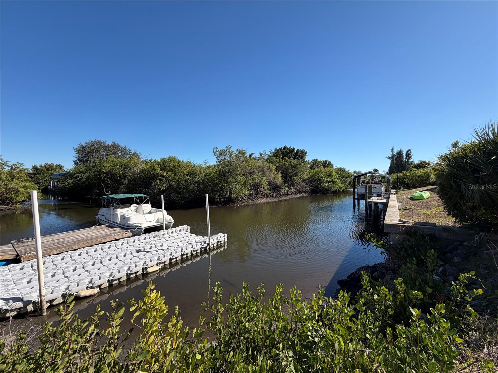 Image 11 of 15 For 2402 Larkspur Drive