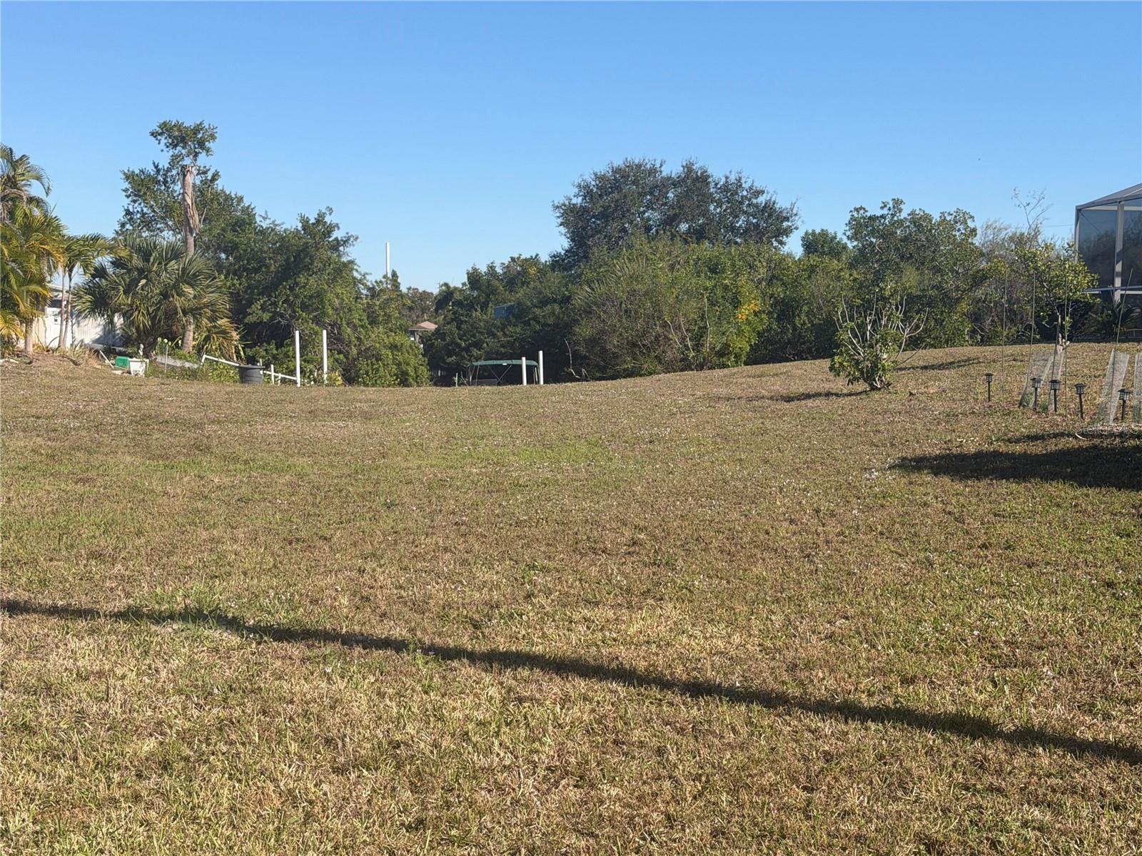 Image 5 of 15 For 2402 Larkspur Drive