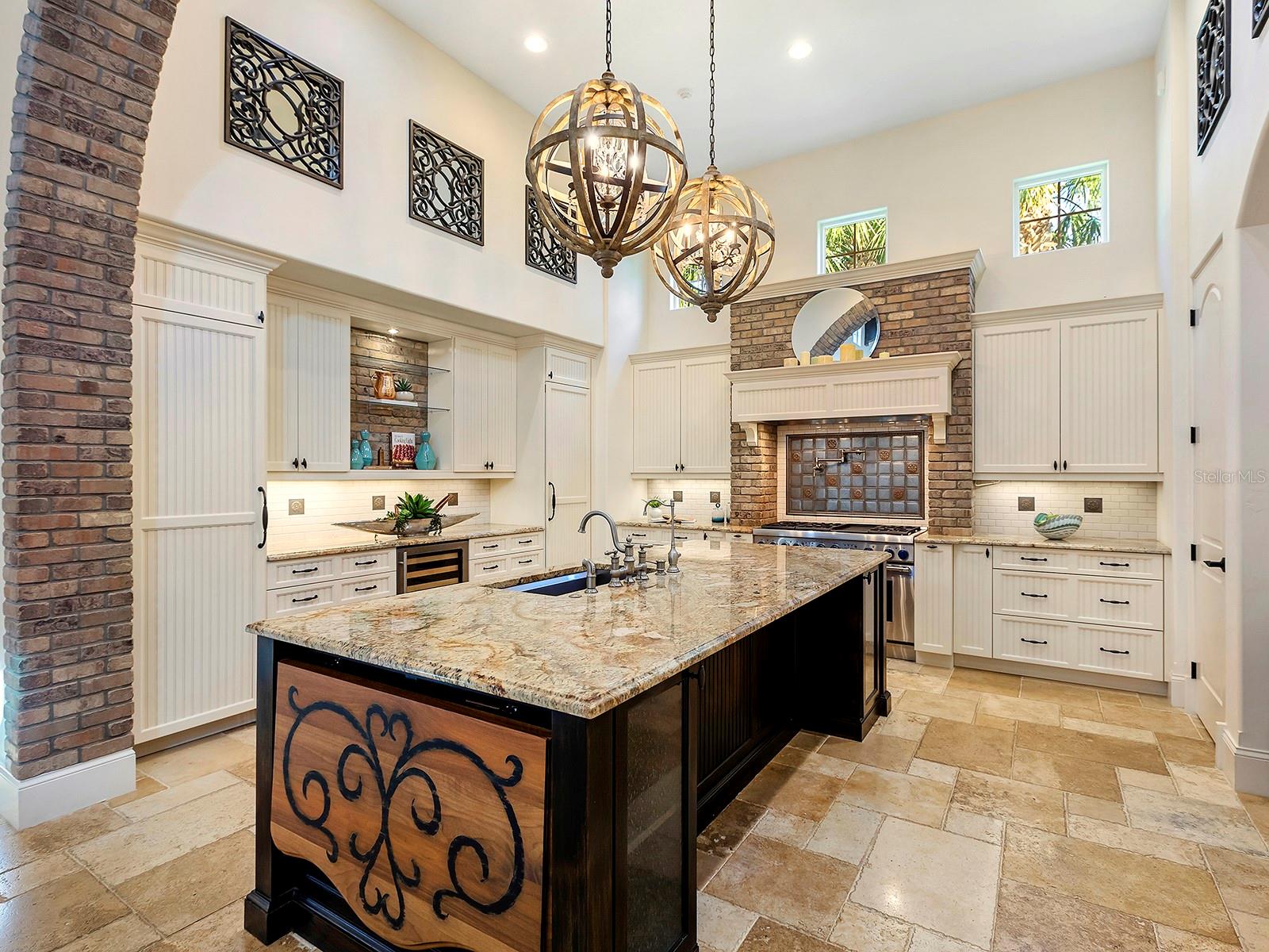 Image 23 of 82 For 7951 Matera Court