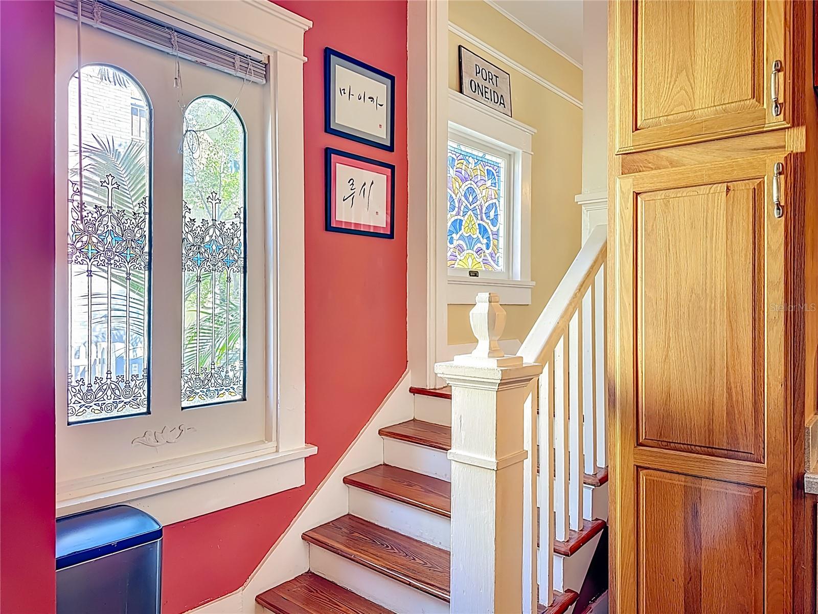 Image 27 of 74 For 610 19th Street W