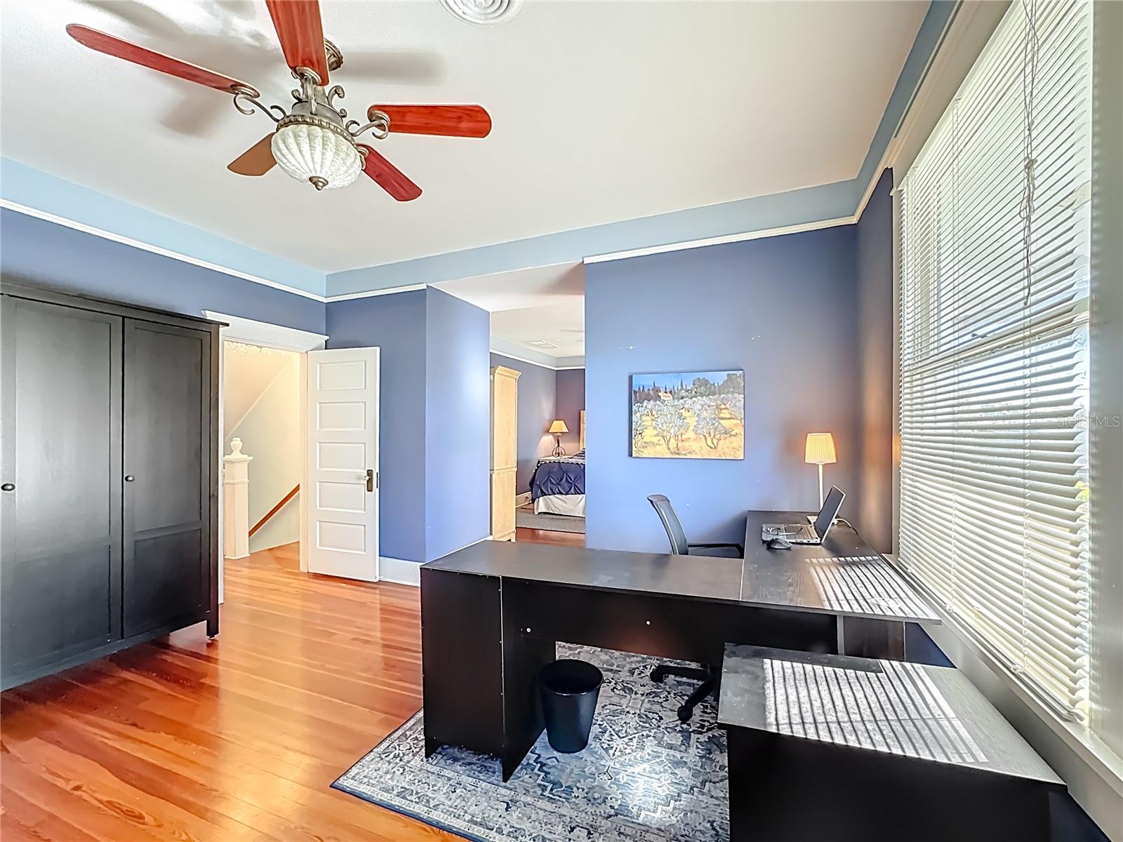 Image 38 of 74 For 610 19th Street W