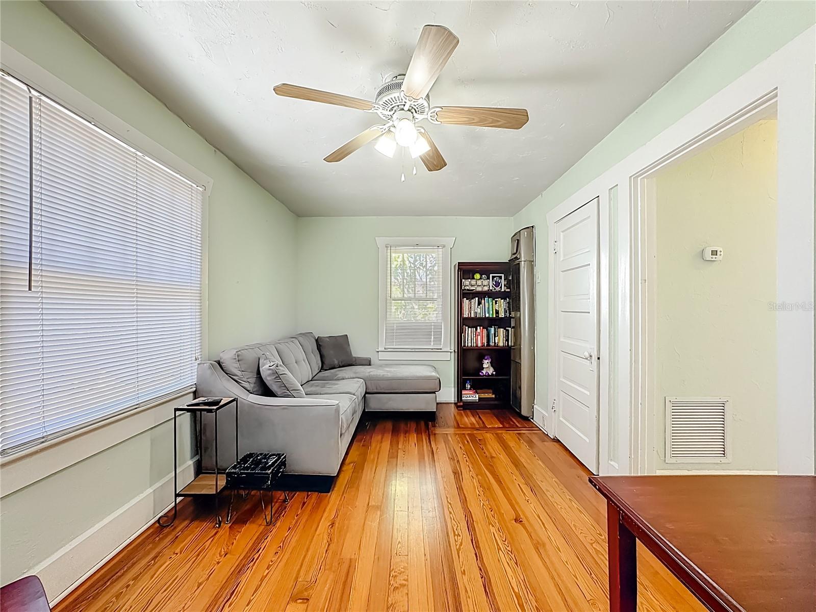 Image 59 of 74 For 610 19th Street W