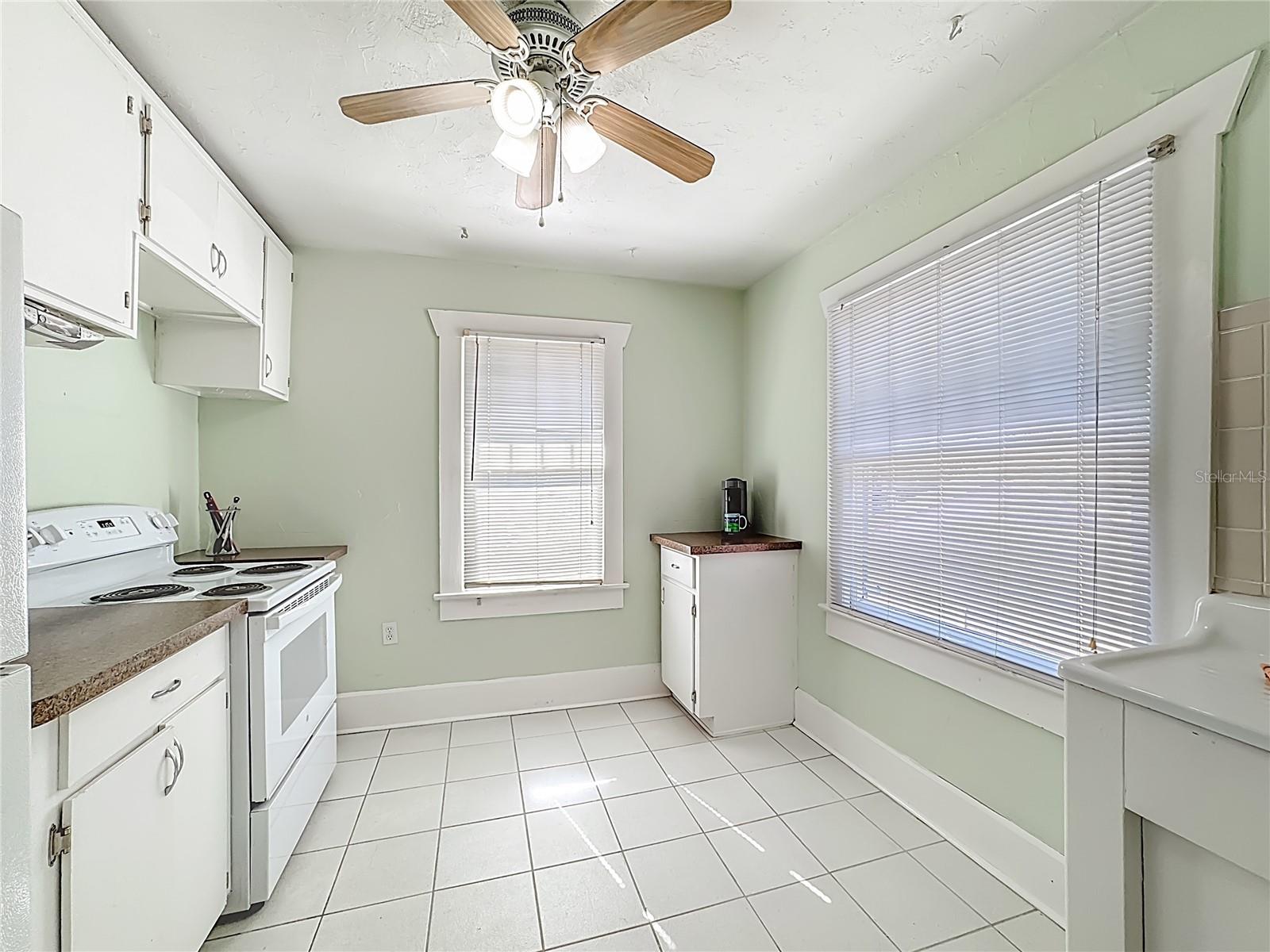 Image 61 of 74 For 610 19th Street W