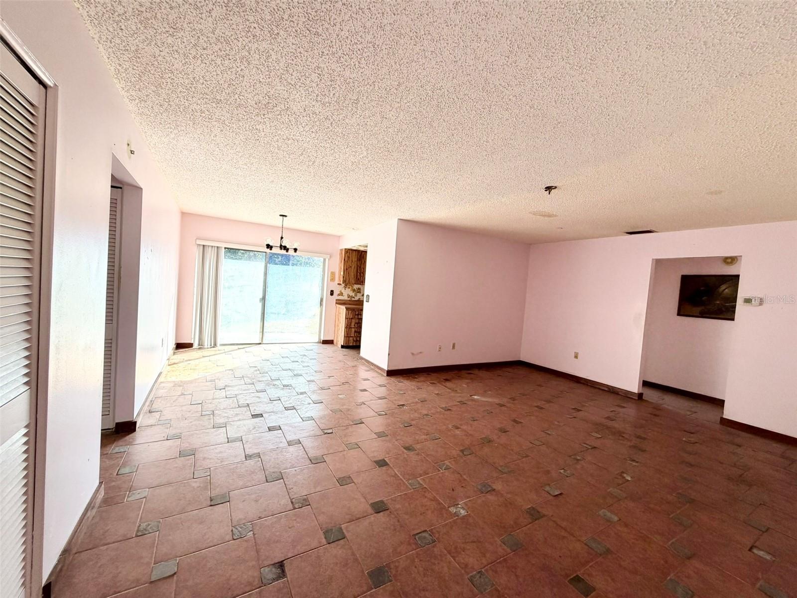 Image 16 of 55 For 2311 15th Street W