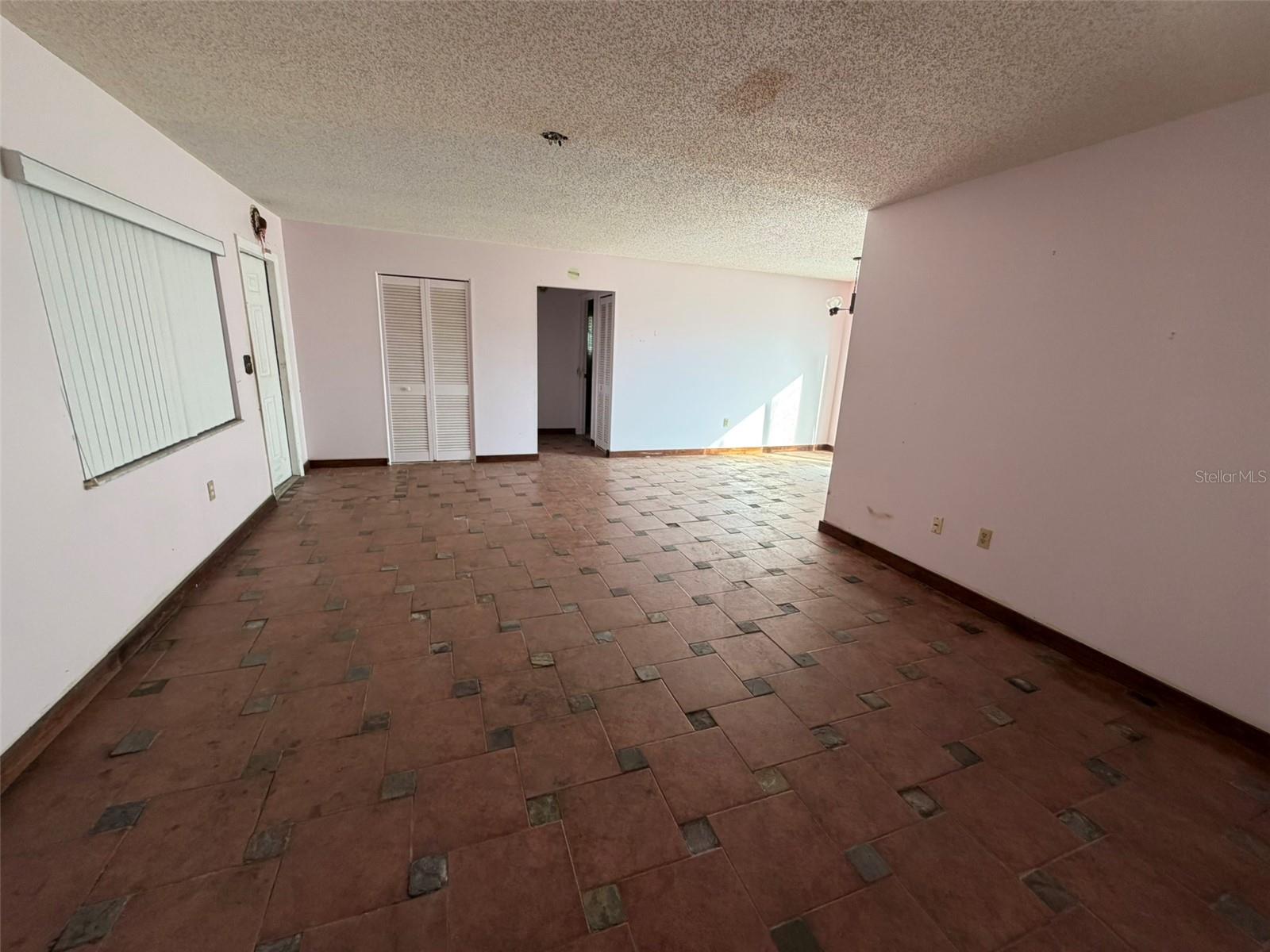 Image 20 of 55 For 2311 15th Street W