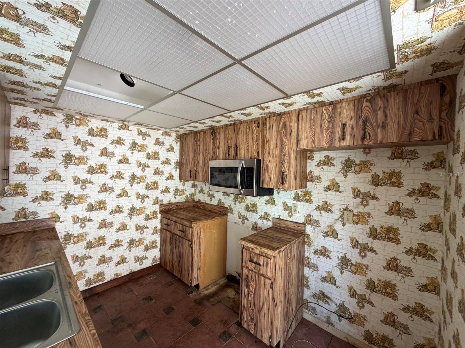 Image 24 of 55 For 2311 15th Street W