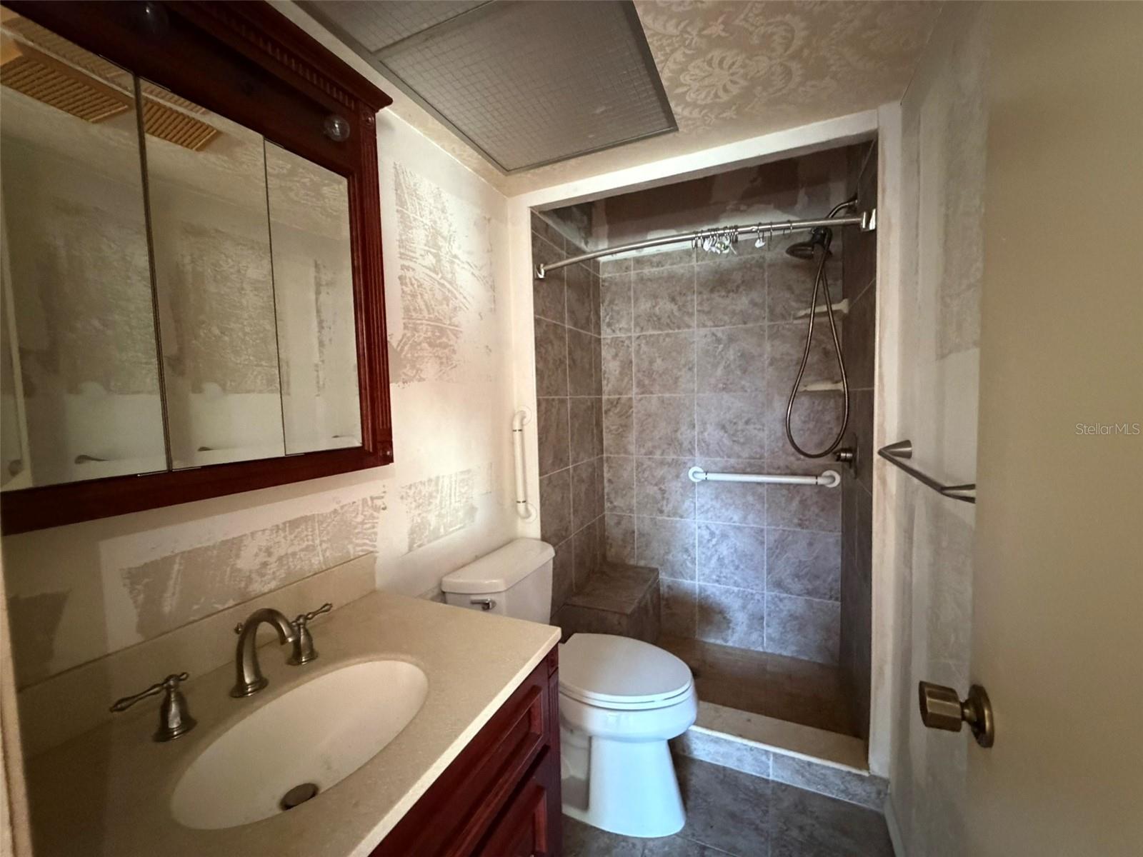 Image 39 of 55 For 2311 15th Street W