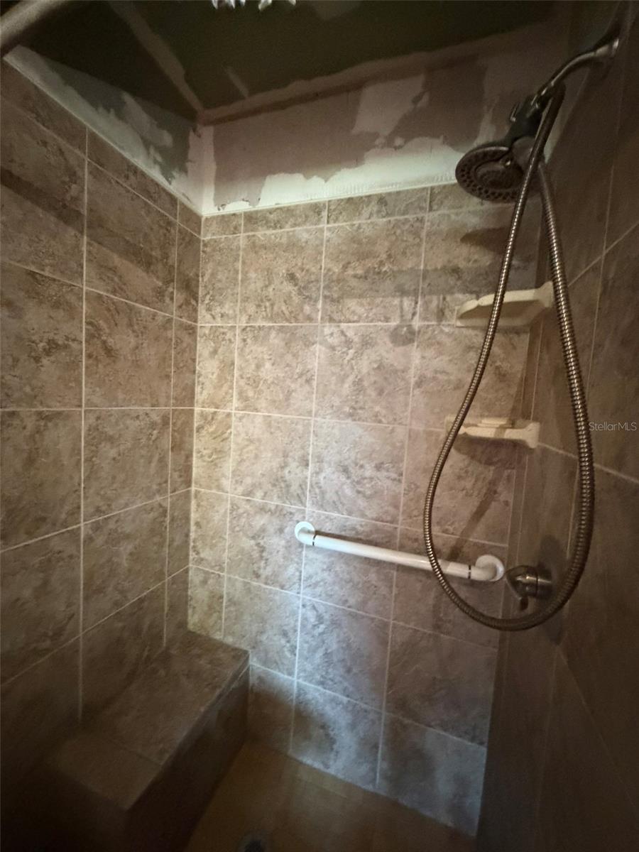 Image 41 of 55 For 2311 15th Street W