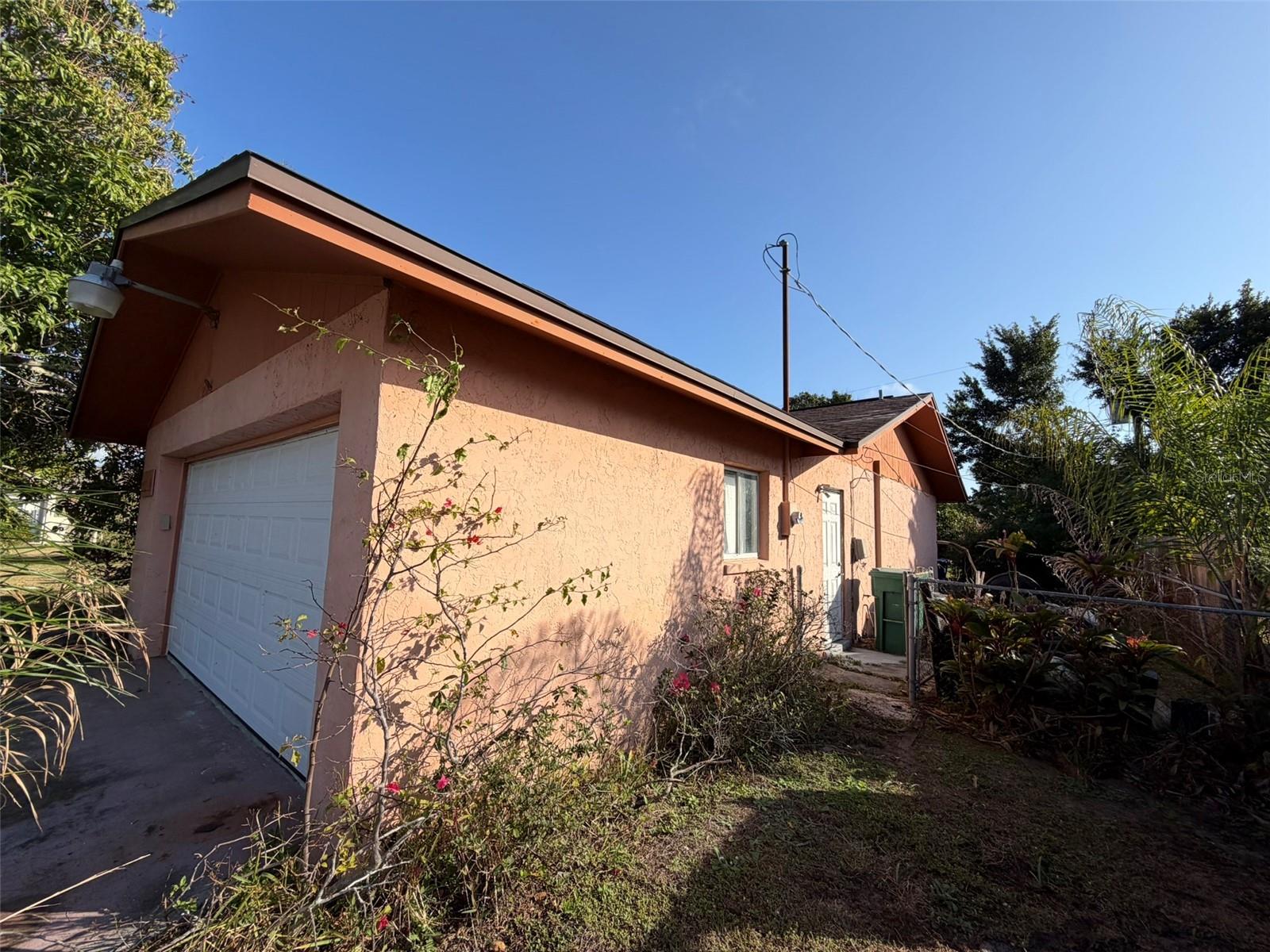 Image 7 of 55 For 2311 15th Street W