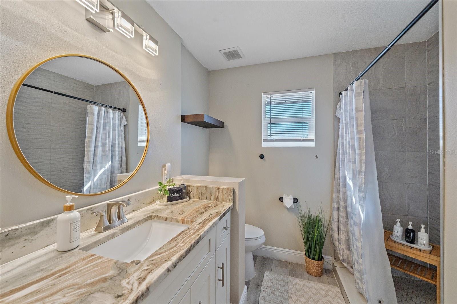 Image 36 of 43 For 3710 Iroquois Avenue