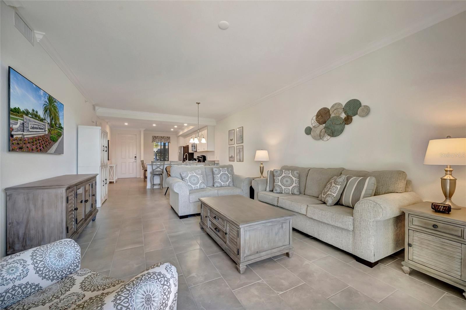 Image 19 of 54 For 17902 Gawthrop Drive 104