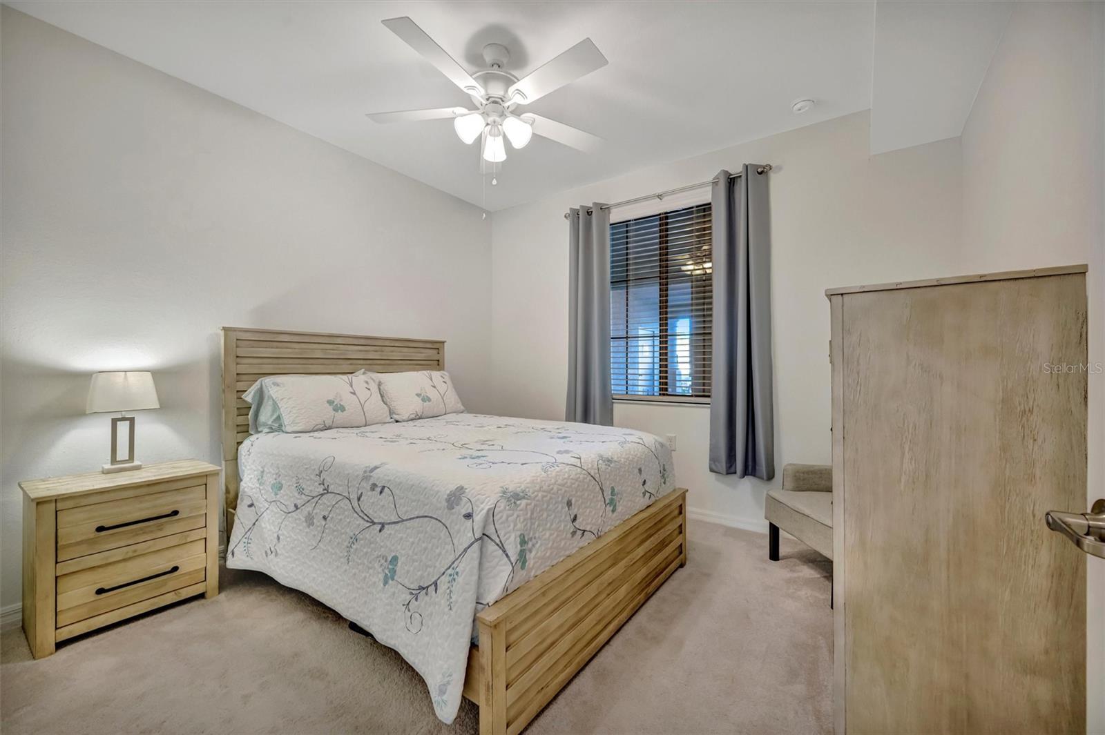 Image 27 of 54 For 17902 Gawthrop Drive 104