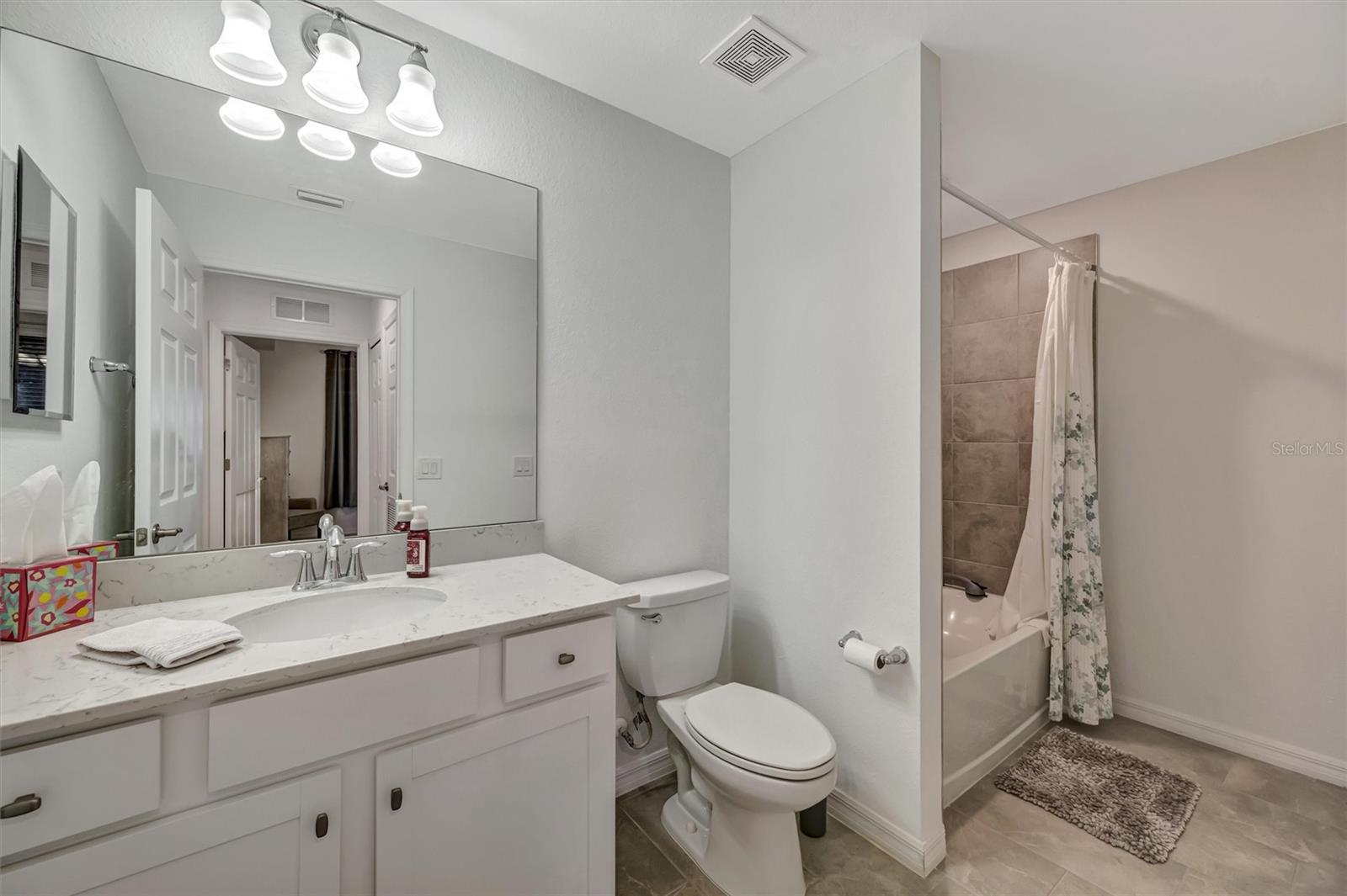 Image 29 of 54 For 17902 Gawthrop Drive 104