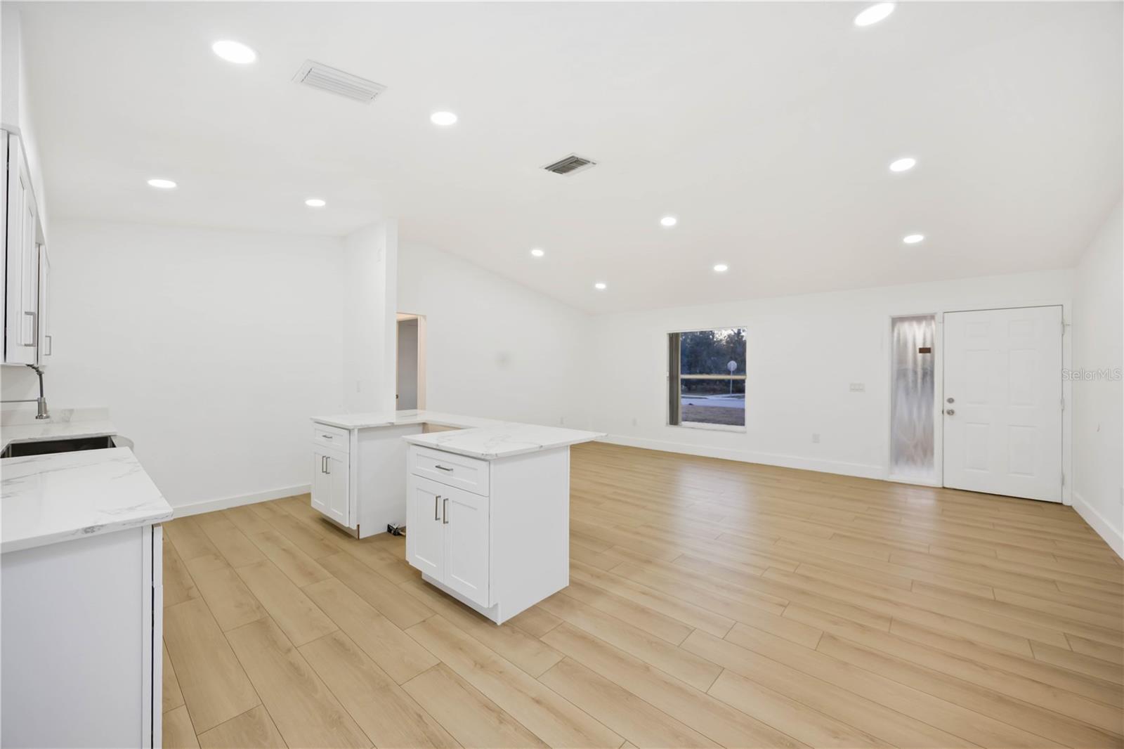 Image 10 of 29 For 4355 Berkshire Drive