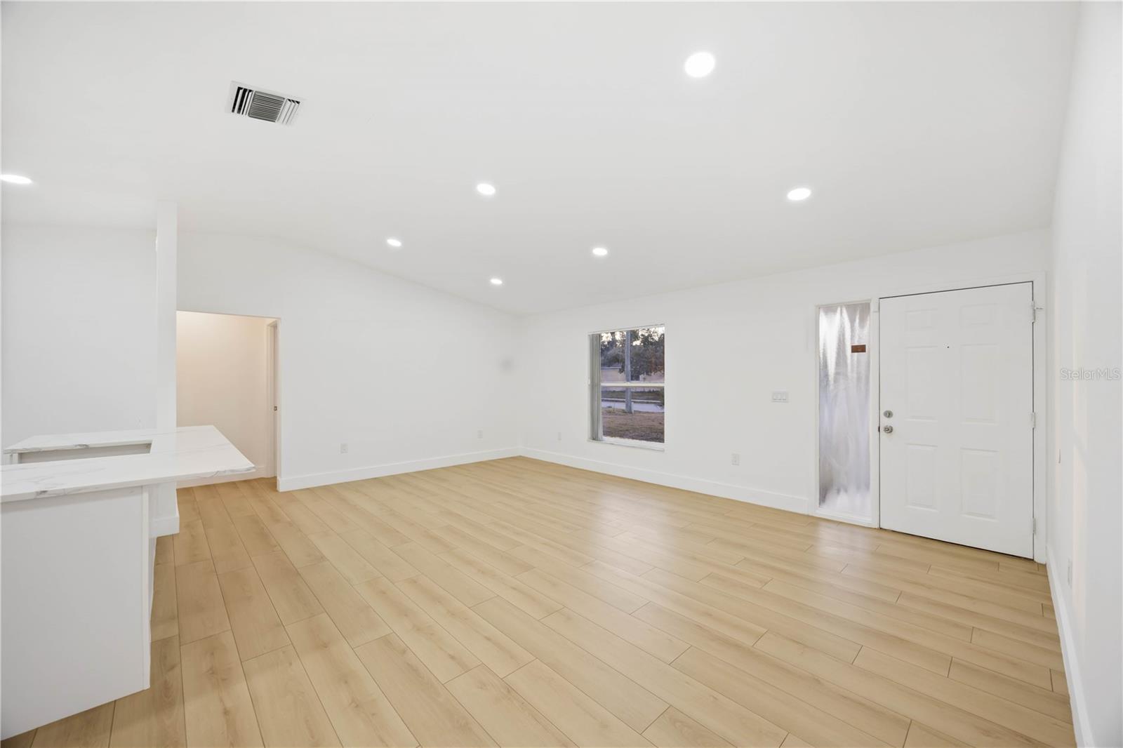 Image 7 of 29 For 4355 Berkshire Drive