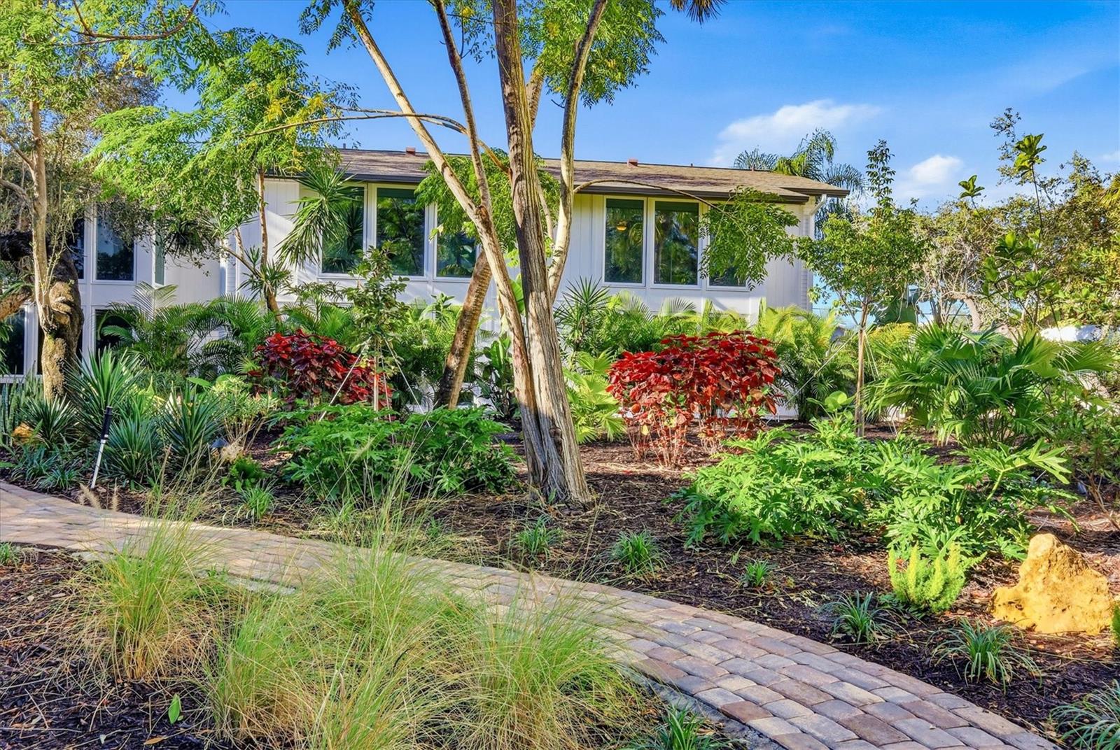 Image 12 of 46 For 1201 Peppertree Drive 234