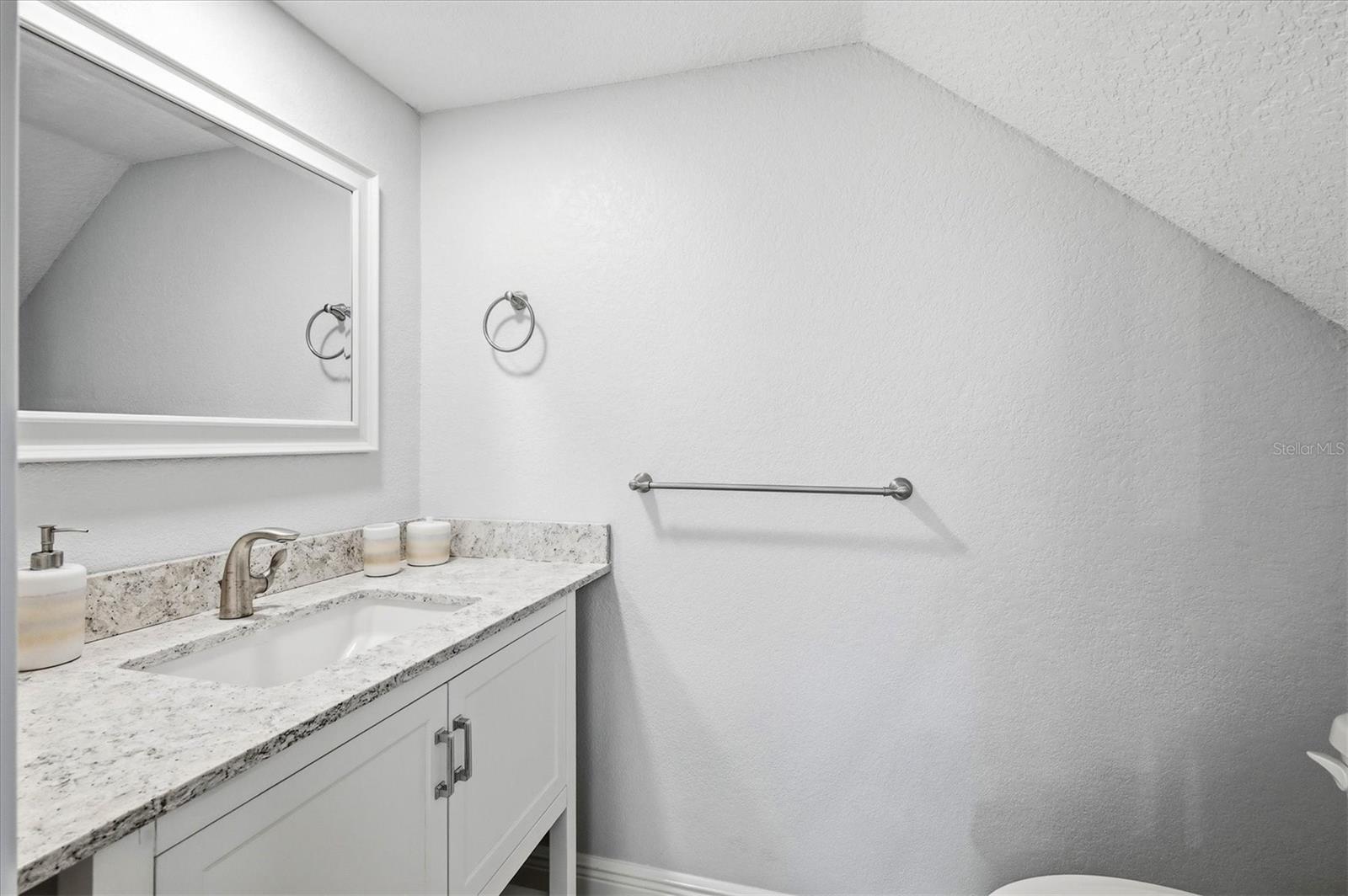 Image 27 of 46 For 1201 Peppertree Drive 234