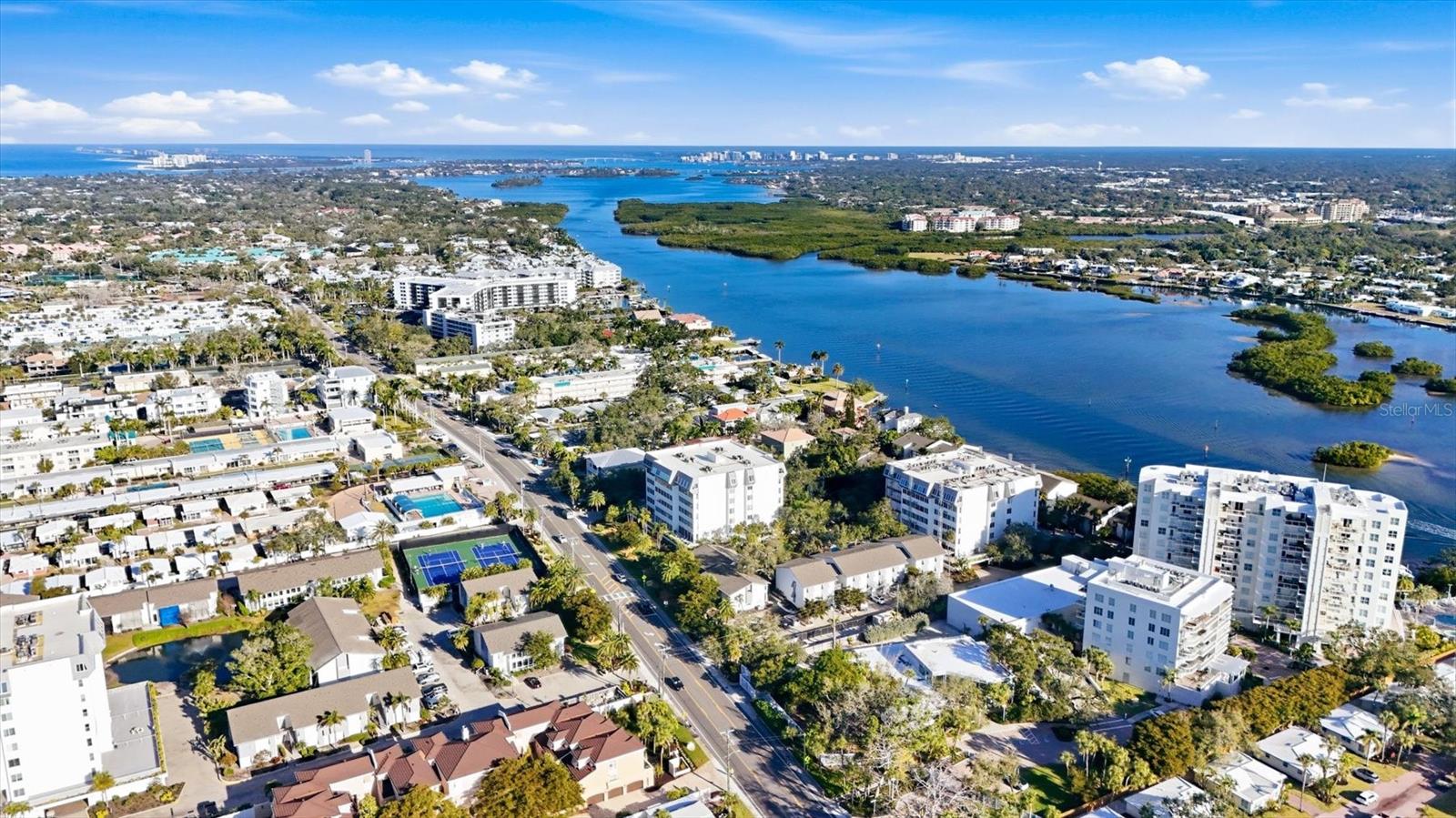 Image 44 of 46 For 1201 Peppertree Drive 234