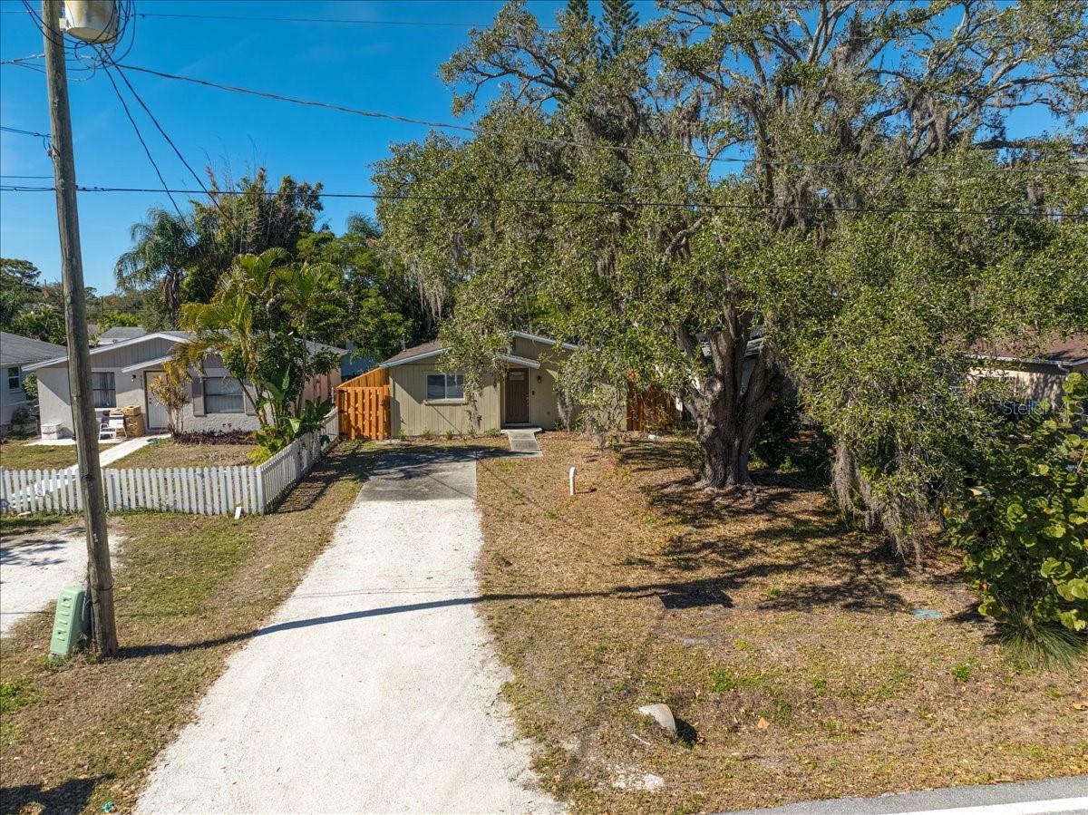 Image 24 of 35 For 4514 Lockwood Ridge Road