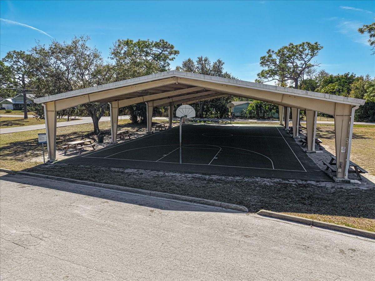 Image 27 of 35 For 4514 Lockwood Ridge Road