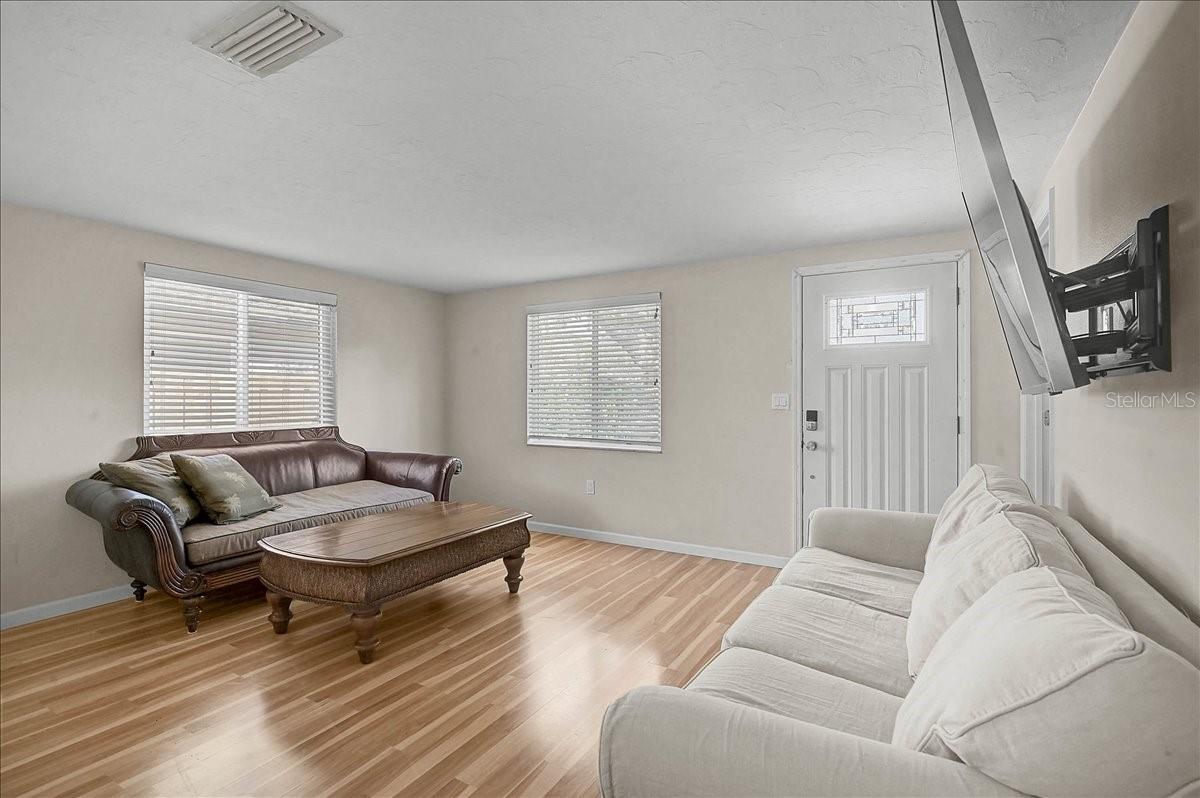 Image 7 of 35 For 4514 Lockwood Ridge Road