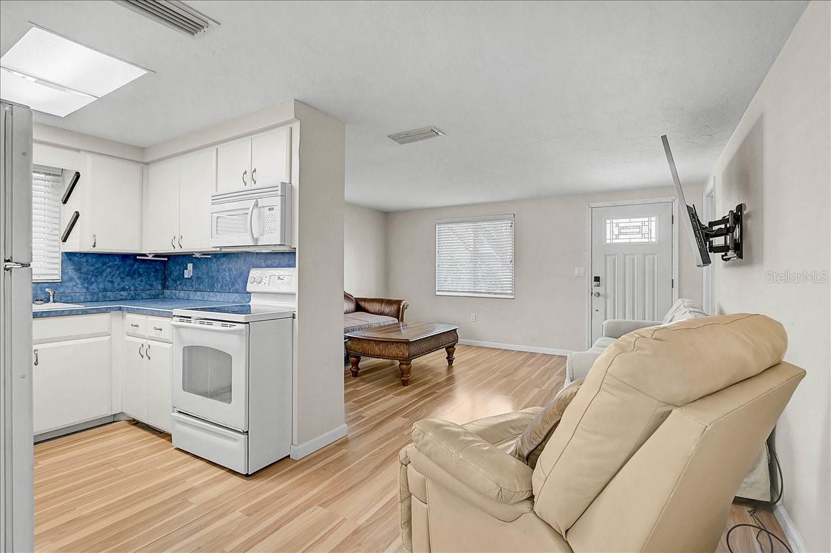 Image 8 of 35 For 4514 Lockwood Ridge Road