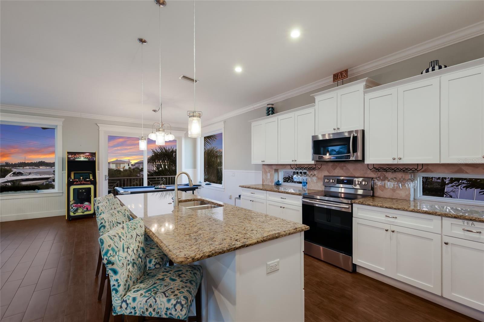 Image 21 of 100 For 206 Church Avenue